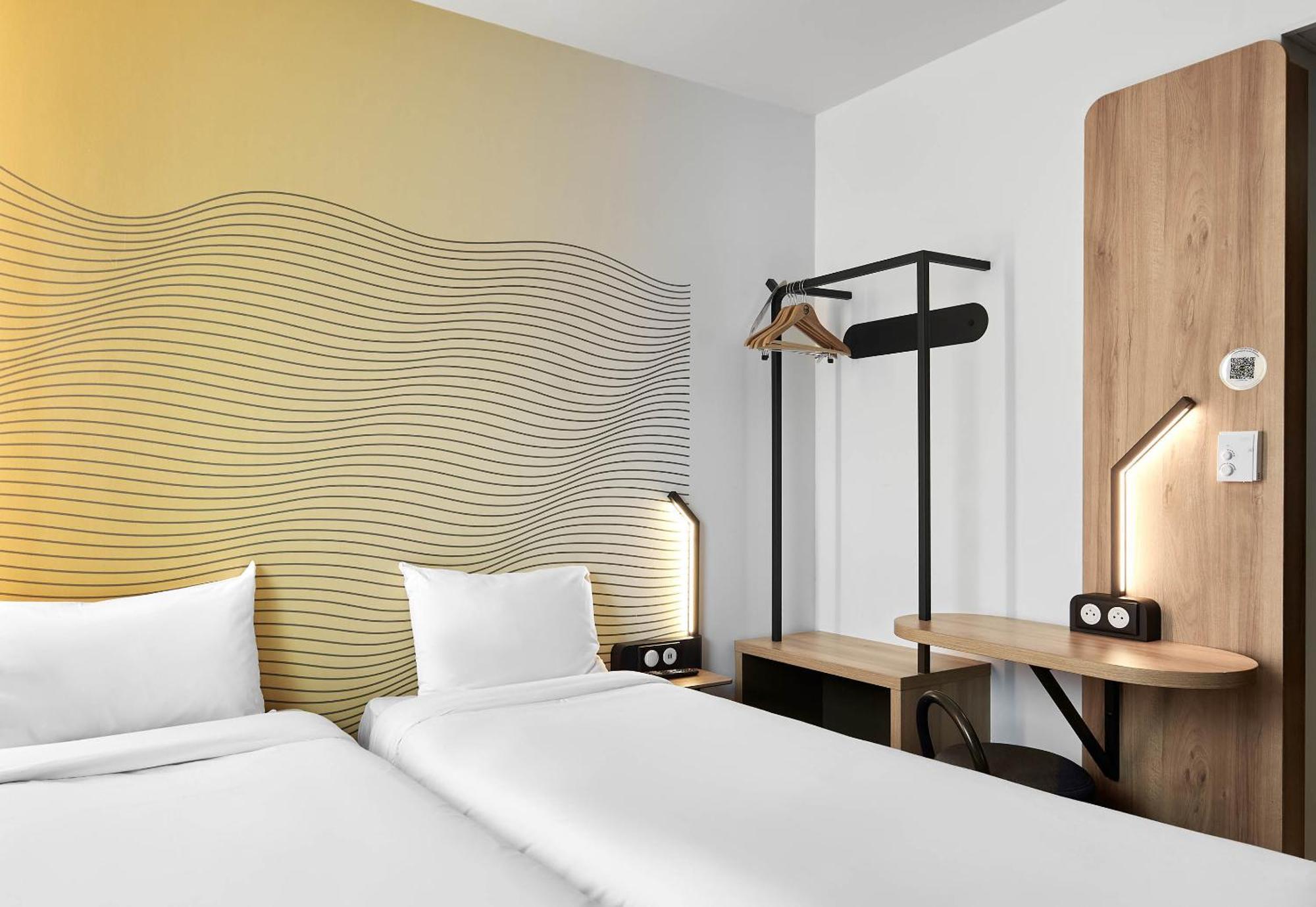 B&B Hotel Igny Palaiseau Luaran gambar