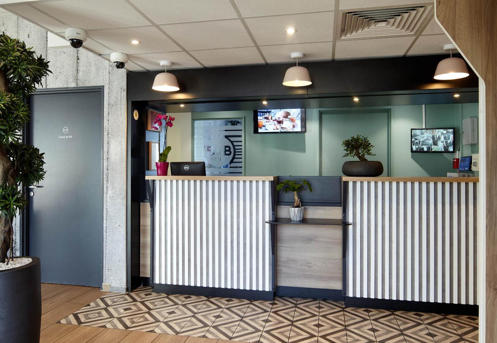 B&B Hotel Igny Palaiseau Luaran gambar